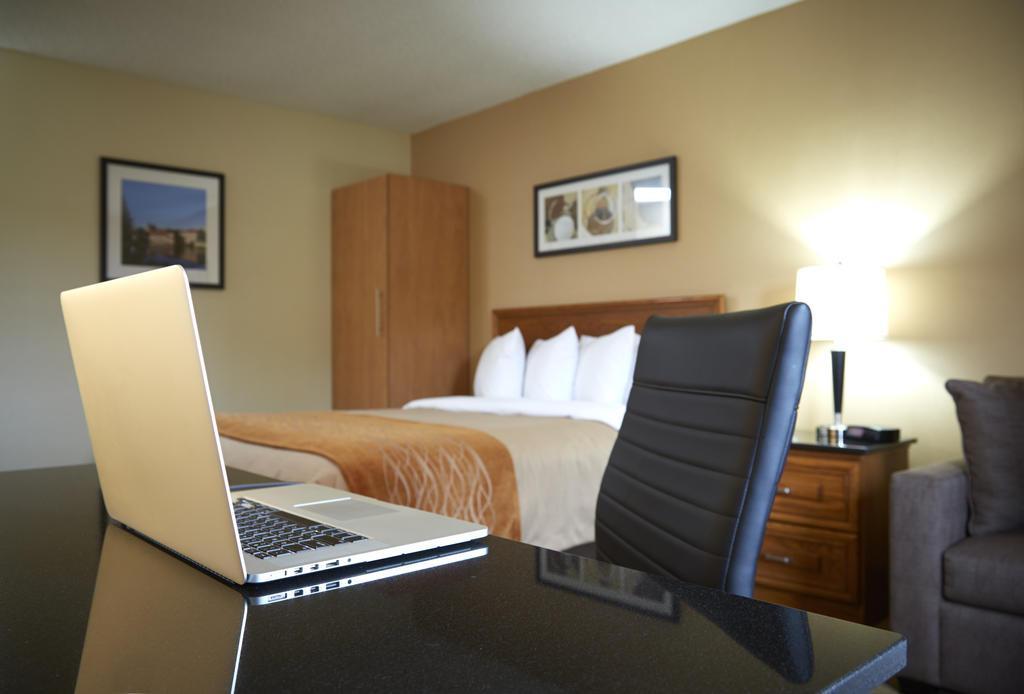 Comfort Inn Kirkland Lake Εξωτερικό φωτογραφία