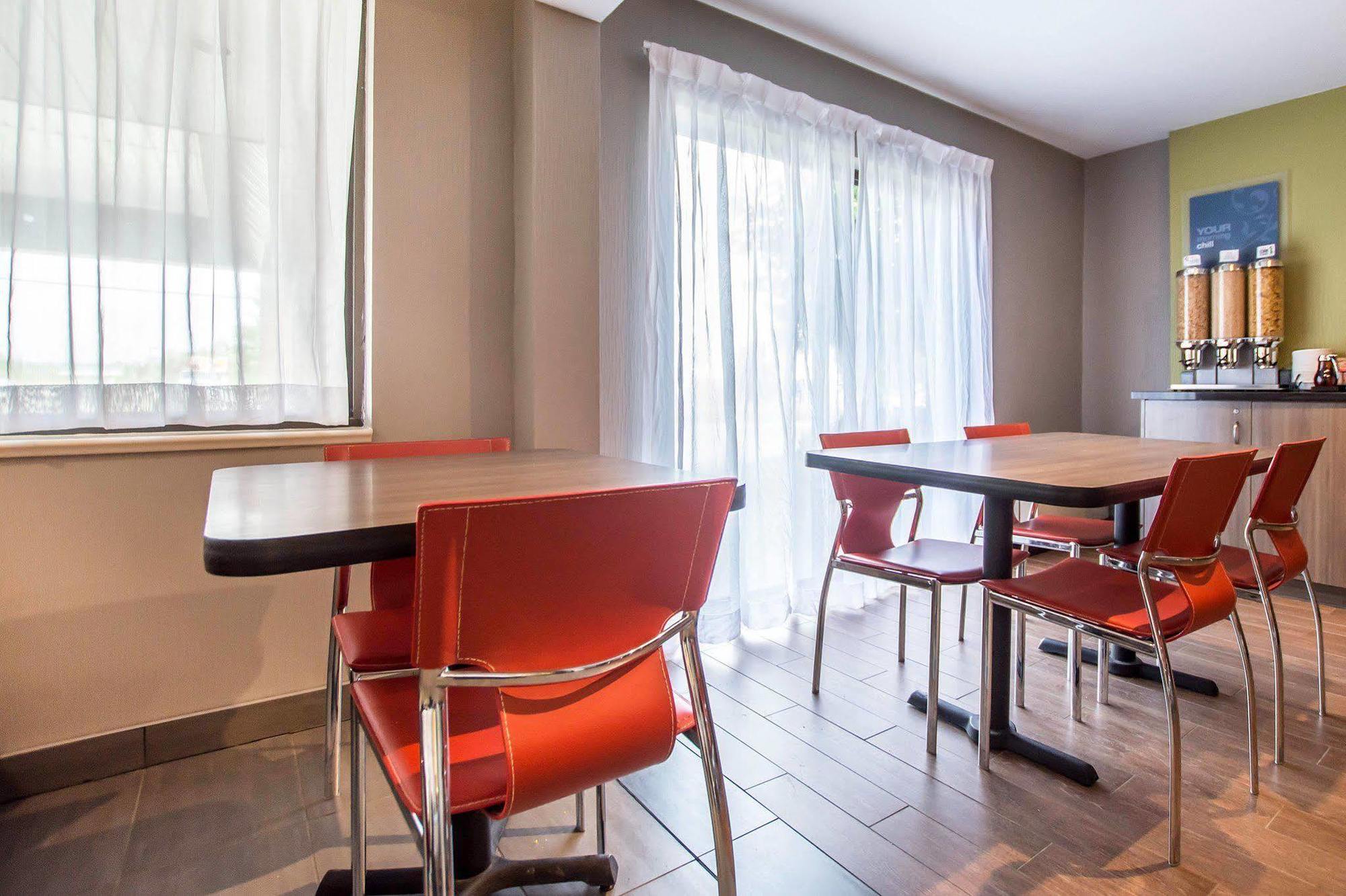 Comfort Inn Kirkland Lake Εξωτερικό φωτογραφία